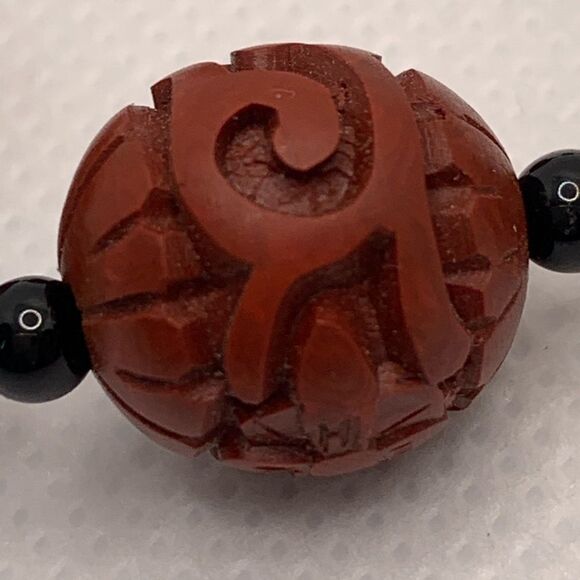 Vintage Cinnabar Lacquer Bracelet and Earring Set - Picture 2 of 3